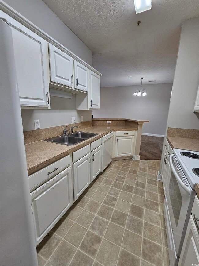 Photo - 106 Fountain Pointe Ln