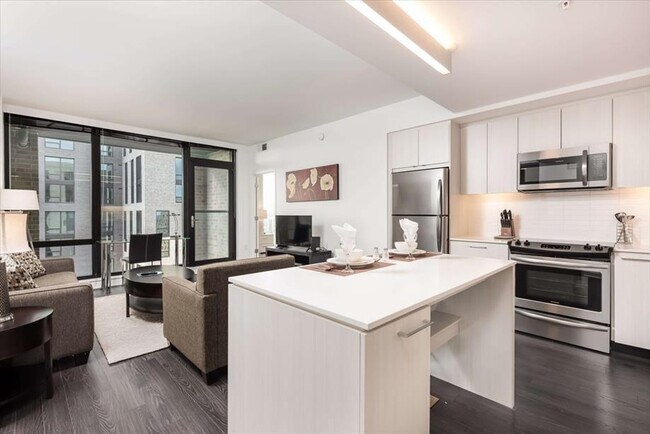 Photo - 11911 Freedom Dr Unit ID1039944P