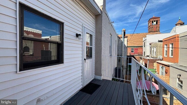 Photo - 1925 S Bancroft St