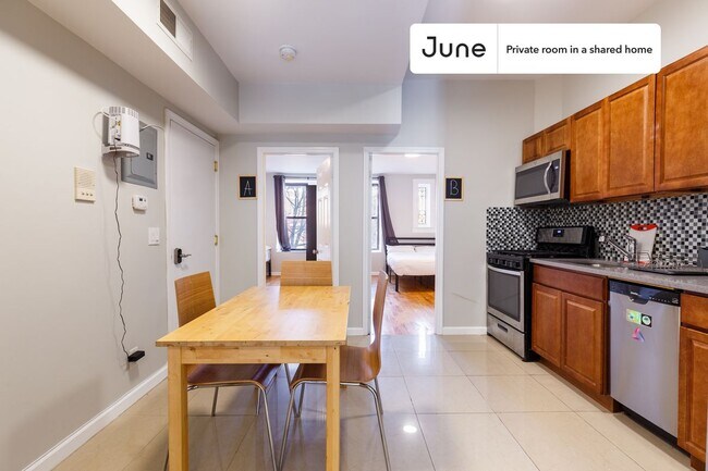 Room in Shared 4 bed/2 bath home in Prospect Lefferts Gardens