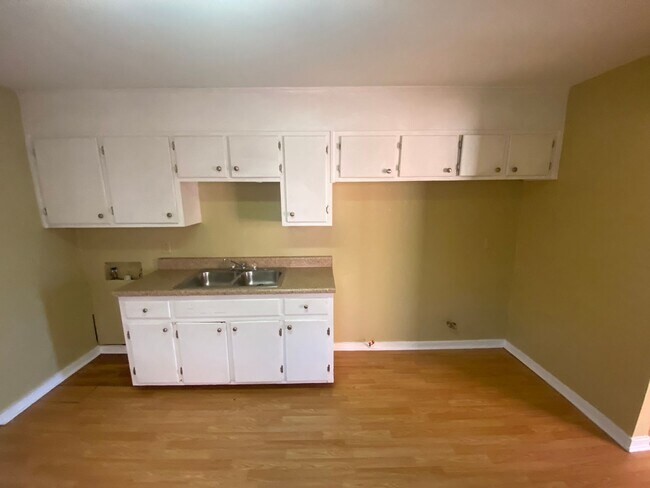 Photo - 3017 Ave C Unit Apt A