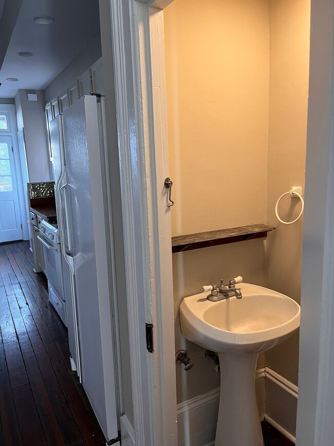 Photo - 318 W Bolton St