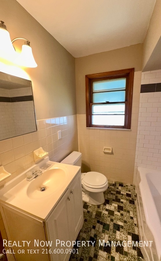 Photo - 5200 Miller Ave