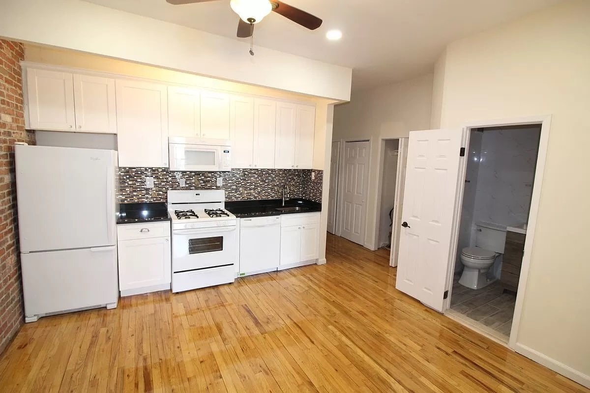 Photo - 743 Union St Unit APT 2R,