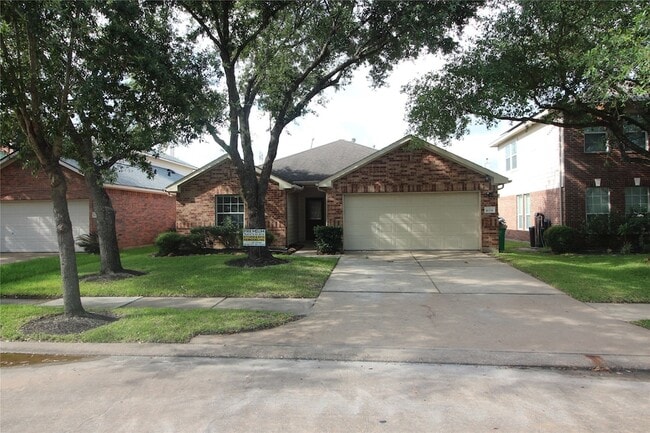 Building Photo - 16531 Sperry Gardens Dr