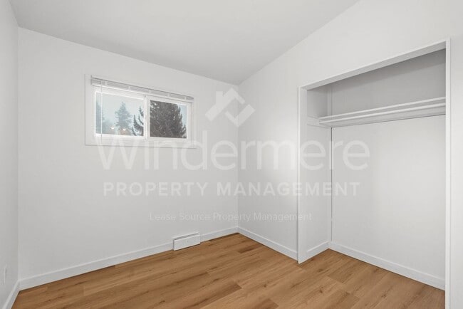 Photo - Brick Rancher