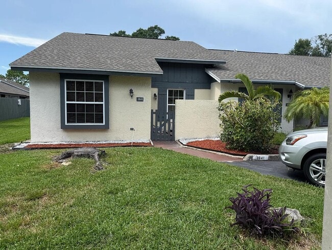 Building Photo - 3841 El Camino Ct Unit Belle Oak Villas Complex