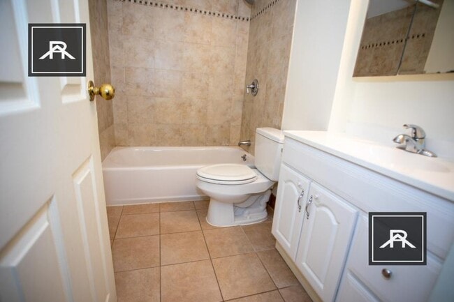 Photo - 2 bedroom in Brookline MA 02446 Unidad 106