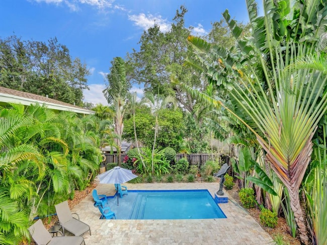 Photo - 814 SE 13th St