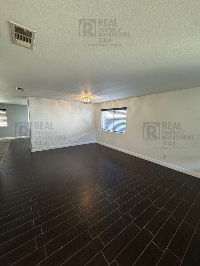 23694 Canyon Heights Dr