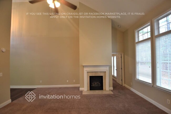 Photo - 490 Roland Manor Dr