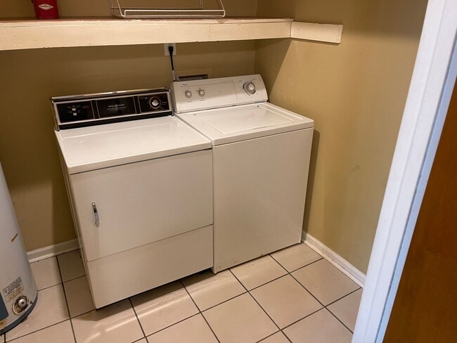 Photo - BOTANY TOWNHOMES Unit 1413 E