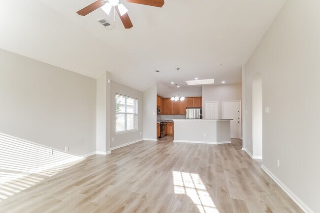 Photo - 1032 Aviary Dr