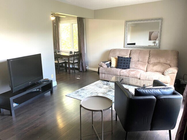 Photo - 7945-7945-82 82 Ave NW Unité 302.F