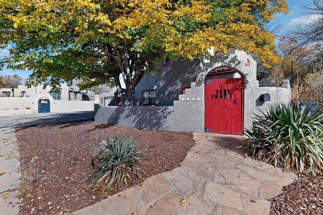 Photo - 3503 Berkeley Pl NE