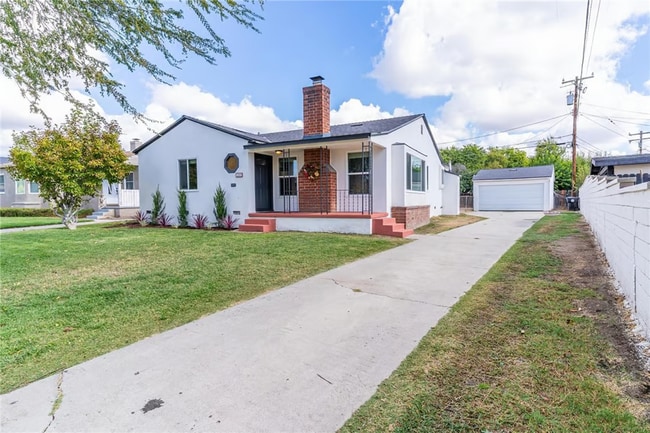 Photo - 1649 Crestview Ave