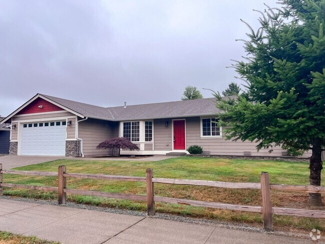 Building Photo - 3 Bed 2 Bath Rambler Gold Bar w/ RV Parking Rental