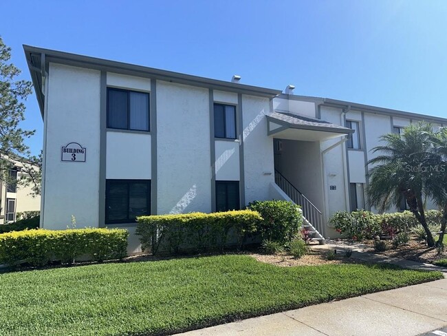 Building Photo - 261 Cypress Ln