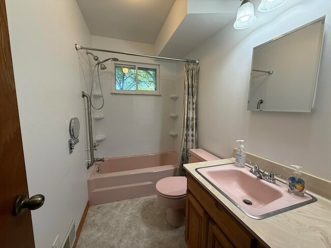Photo - 8649 Hidden Lake Dr