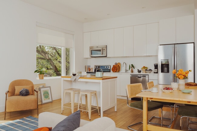 Photo - OSLOshaw Co-Living Apartments