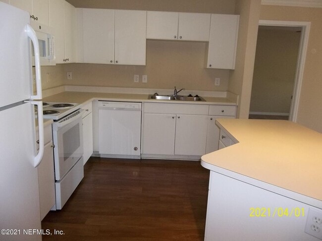 Photo - 3591 Kernan Blvd S Unidad 326