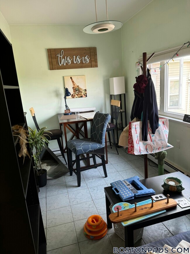 20 Main St Unit 2