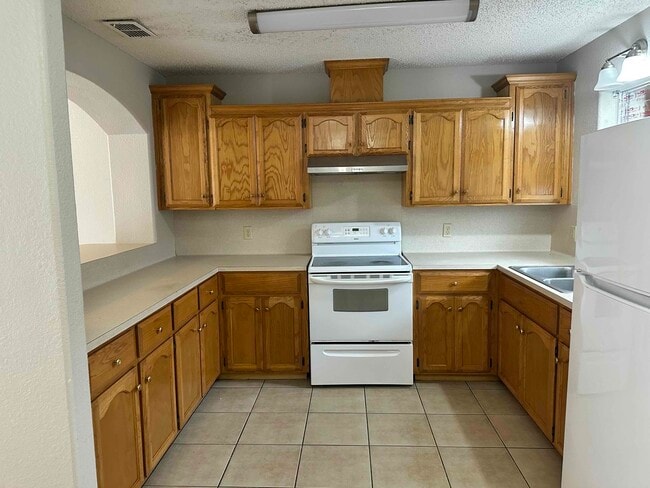 Photo - 1821 W Portales Dr Unit 4