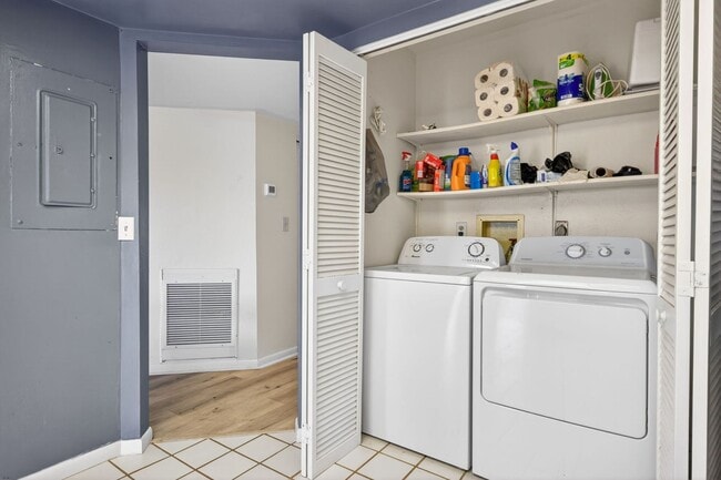 Photo - Furnished or unfurnished 2 bedroom Condo Overlooking Golf Course