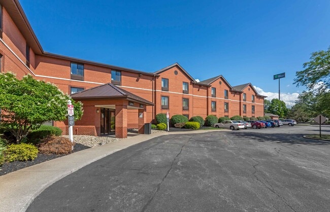 Furnished Studio-Cleveland - Middleburg Heights
