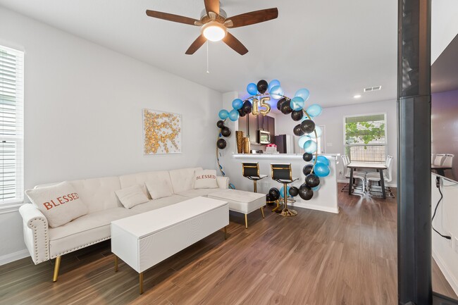 Photo - 22126 Regal Heights Dr