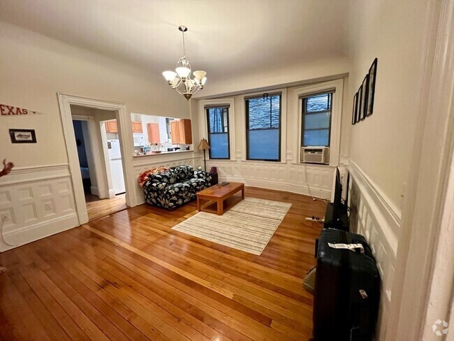 Building Photo - 362 Commonwealth Ave Rental