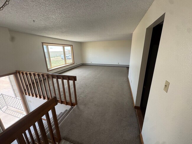 Photo - 4 Bedroom - 3 Bathroom just outside of town!