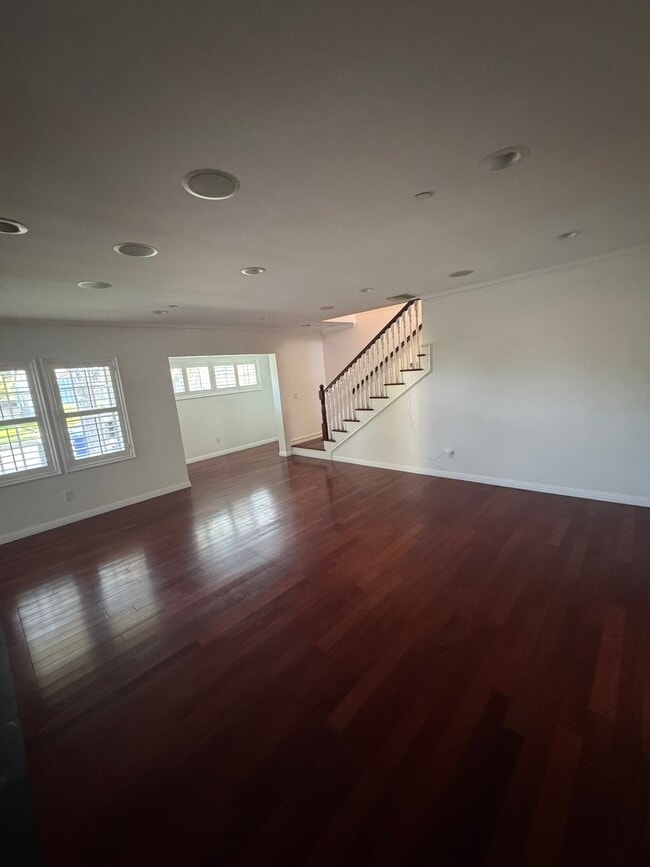 Living Room - 11405 McDonald St