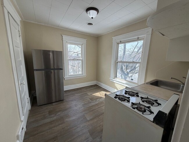 Photo - 1328 Goodyear Blvd Unit 1328 Up