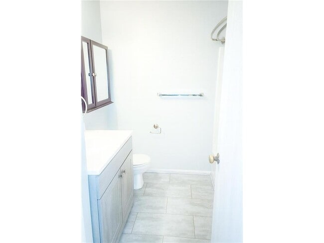 Photo - 9 Heights Rd NE