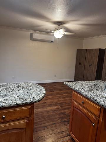 Photo - 2132 Wheaton Dr