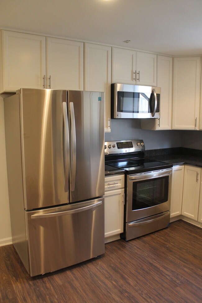 Photo - Redtail Unit 201C