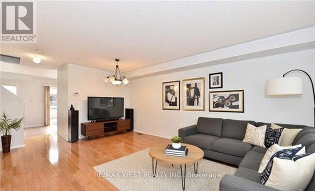 Photo - 180 Brickworks Ln Unité 2