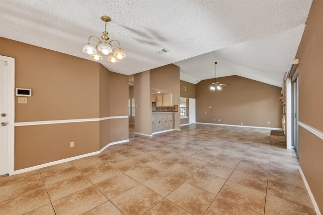 Photo - 11415 Chariot Dr