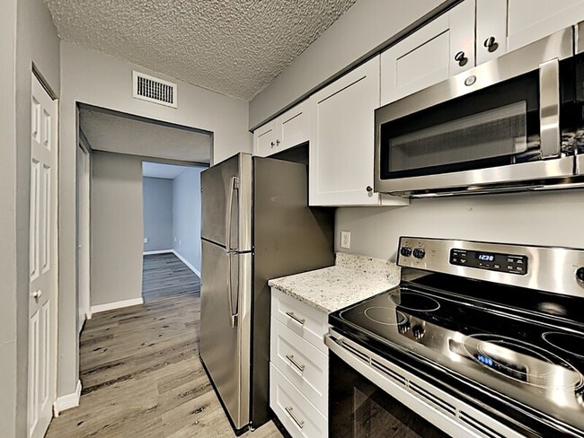 Photo - 538 Orange Dr Unidad Apt 14