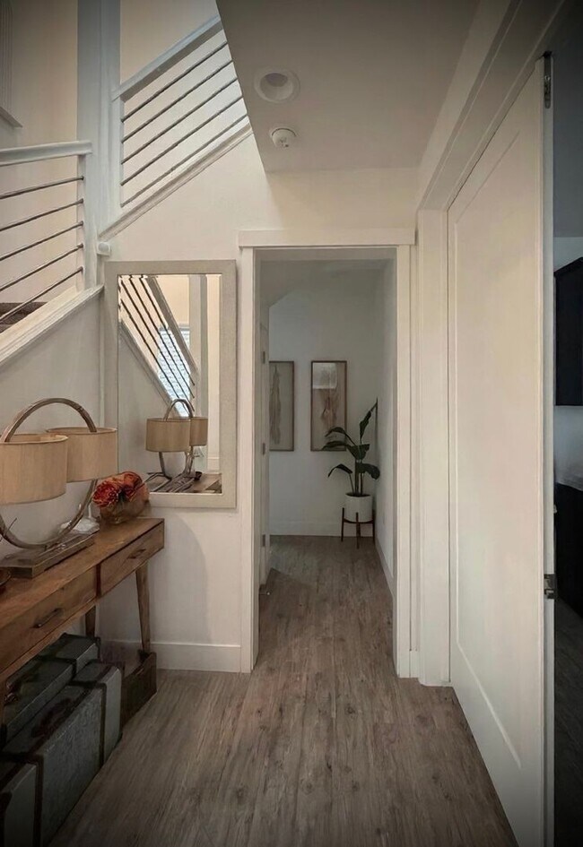 Photo - Luxury 4BR Home with Dual Side Yards, Putt...