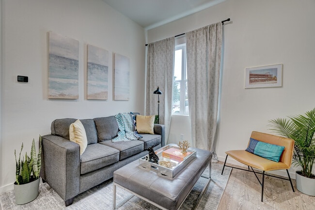 Photo - Campbell Apartments