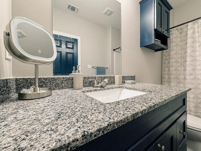 Photo - 1901 E Sabine St Unit 103