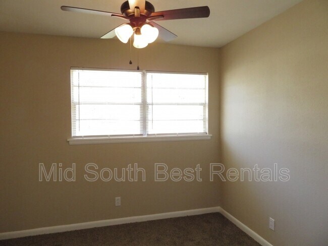 Photo - 9200 Merrivale Dr