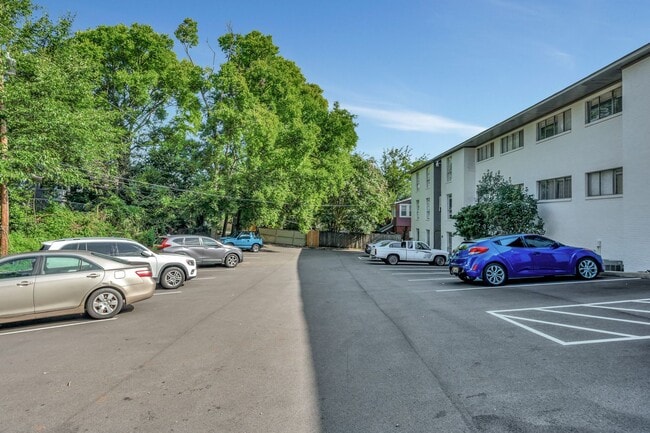 Photo - Breezeway