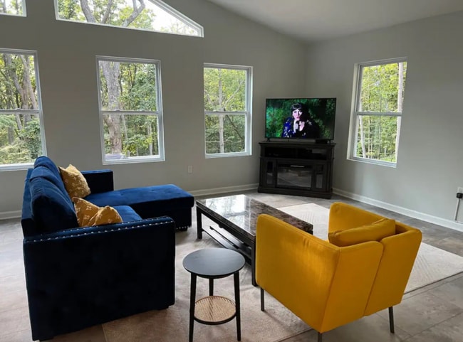 86 Valley View Rd
