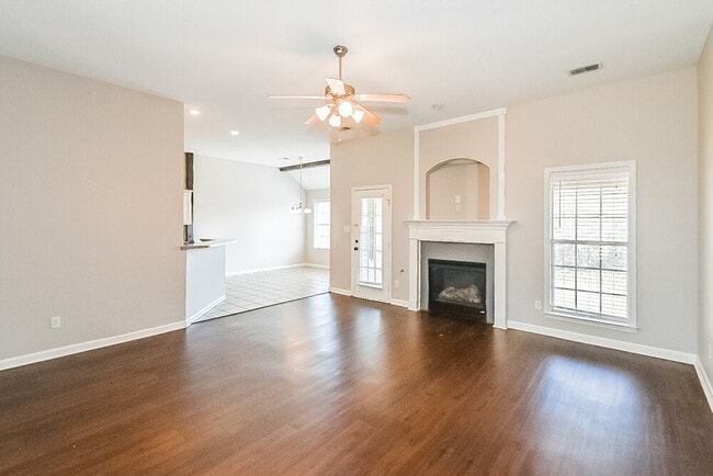 Photo - 7854 Meadow Ridge Ln