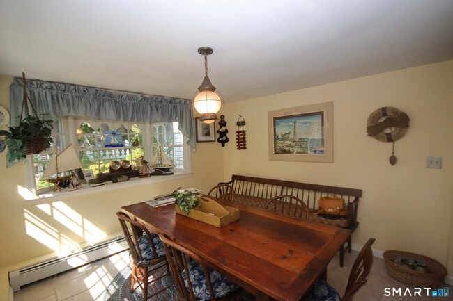 Photo - 23 Saunders Dr