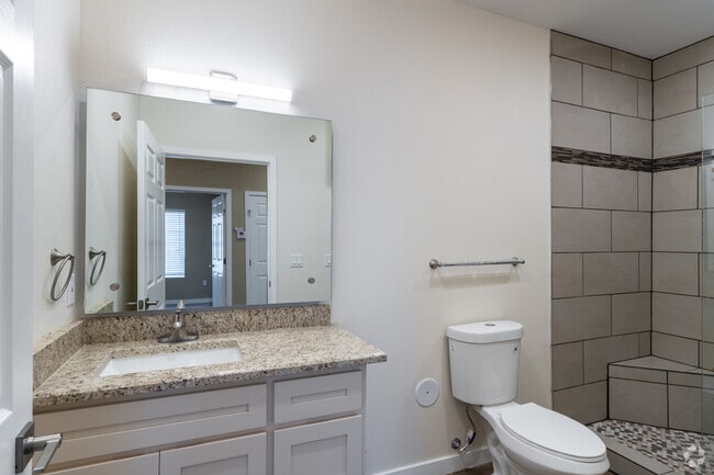 3BR, 2BA - 1,368SF - Second Bathroom