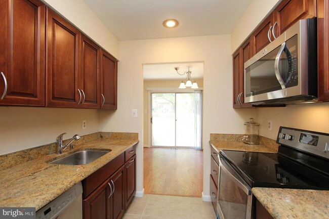 Photo - 1507 Ingram Terrace